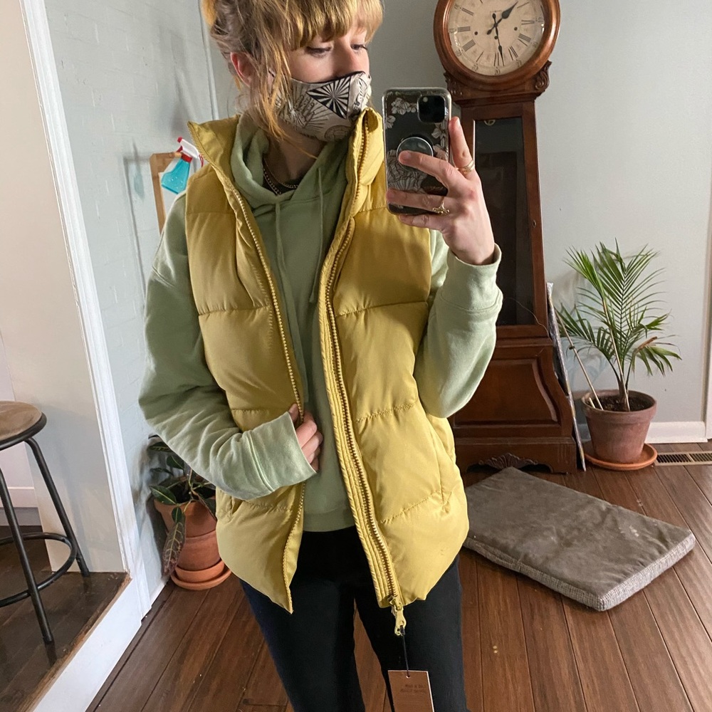 Girlfriend collective everyone puffer vest